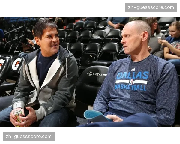 东契奇对阵国王第三节砍下25分,创个人单节得分新高 东契奇对阵国王第三节砍下25分,创个人单节得分新高